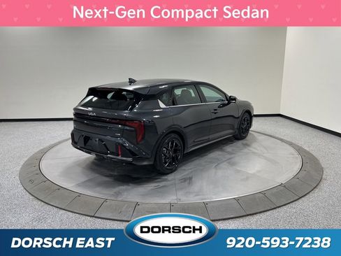 New 2026 Kia K4 GT-Line Turbo image 1