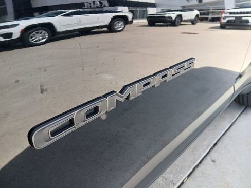 New 2026 Jeep Compass Limited image 32