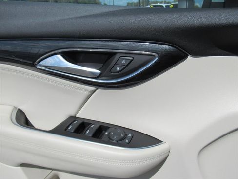 Used 2023 Buick Envision Preferred FWD image 18