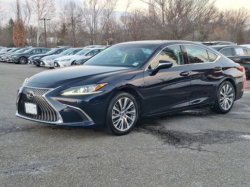Certified 2019 Lexus ES 350 image 3