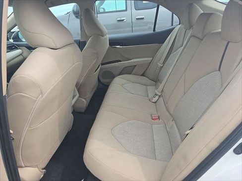Used 2022 Toyota Camry LE FWD image 18