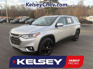 Used 2021 Chevrolet Traverse LT video 1