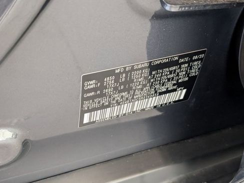 Used 2024 Subaru Outback Premium AWD/4WD image 18
