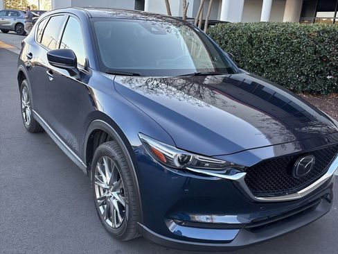 Used 2019 MAZDA CX-5 Signature image 2