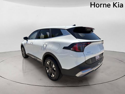 New 2026 Kia Sportage LX FWD image 5