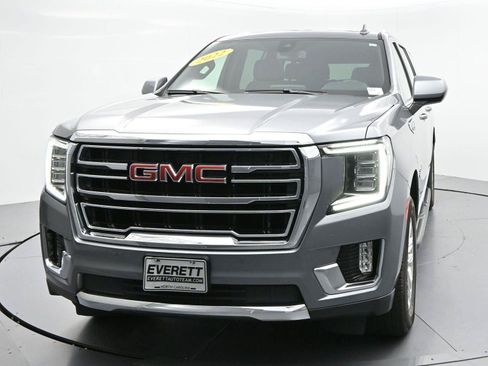 Used 2022 GMC Yukon XL SLT AWD/4WD image 2