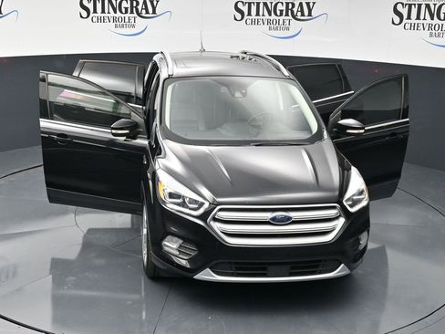 Used 2019 Ford Escape Titanium FWD image 25