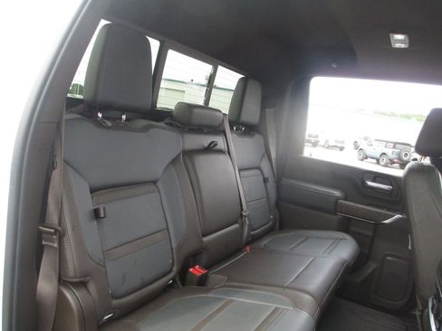 Used 2022 GMC Sierra 3500 Denali w/ Denali Ultimate Package AWD/4WD image 24
