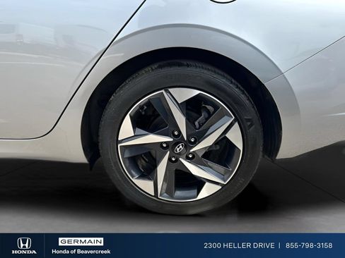Used 2023 Hyundai Elantra Limited w/ Cargo Package FWD image 25