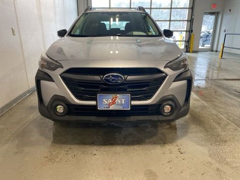 Certified 2025 Subaru Outback Premium image 4