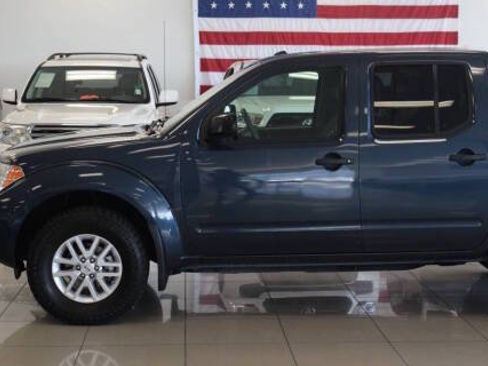 Used 2017 Nissan Frontier SV AWD/4WD image 14