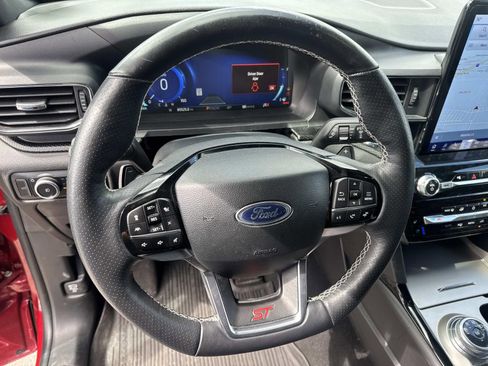 Used 2024 Ford Explorer ST w/ Equipment Group 401A image 22