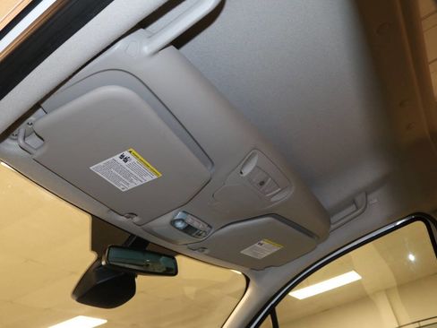 Used 2022 Ford Transit Connect XLT FWD image 71