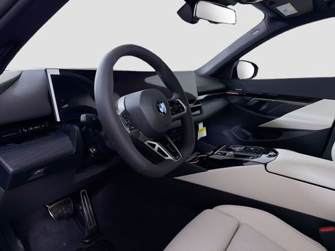 New 2026 BMW 530i xDrive w/ M Sport Package image 10