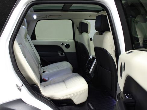 Used 2022 Land Rover Range Rover Sport HSE Silver Edition image 15