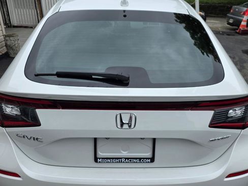 Used 2022 Honda Civic Sport image 12