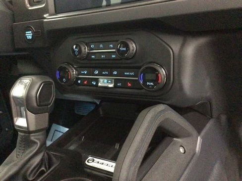 New 2025 Ford Bronco Badlands image 45