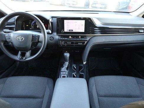 Used 2025 Toyota Camry LE FWD image 22