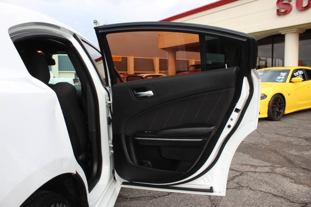 Used 2019 Dodge Charger Scat Pack RWD image 13