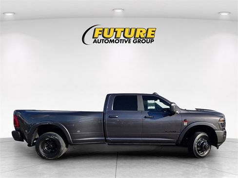 Used 2025 RAM 3500 Limited image 3