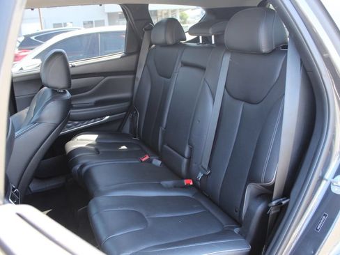 Used 2023 Hyundai Santa Fe Limited AWD/4WD image 17