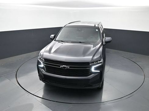 Used 2023 Chevrolet Suburban RST RWD image 18