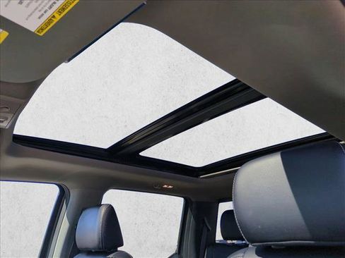 Used 2021 Ford F250 Lariat image 16