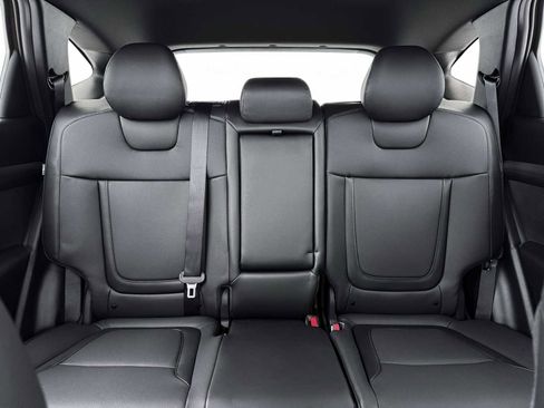 New 2026 Hyundai Tucson XRT image 16