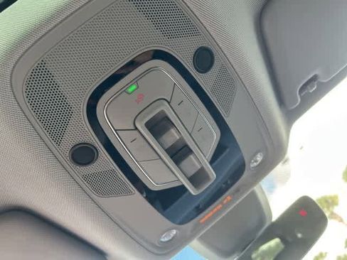 Used 2023 Audi Q5 2.0T Premium w/ Convenience Package image 17