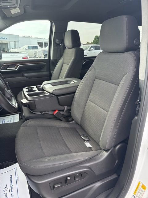 Used 2025 Chevrolet Silverado 2500 LT w/ Convenience Package AWD/4WD image 16