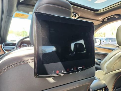 Used 2023 Jeep Grand Cherokee L Summit image 10