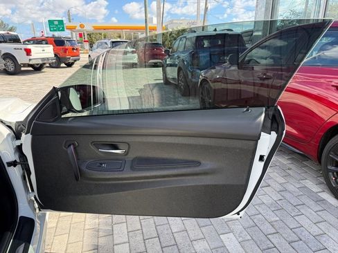 Used 2020 BMW M4 CS w/ Executive Package image 41