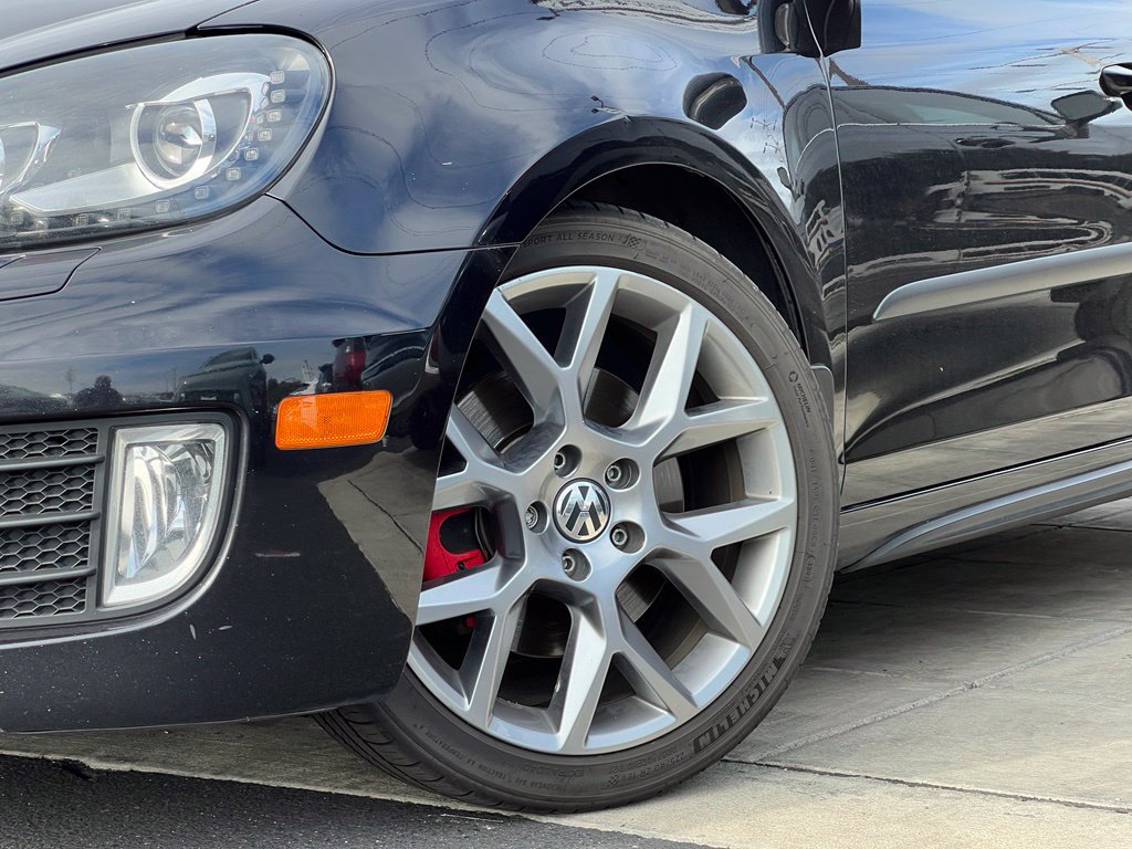 Used 2014 Volkswagen GTI Driver's Edition FWD image 2