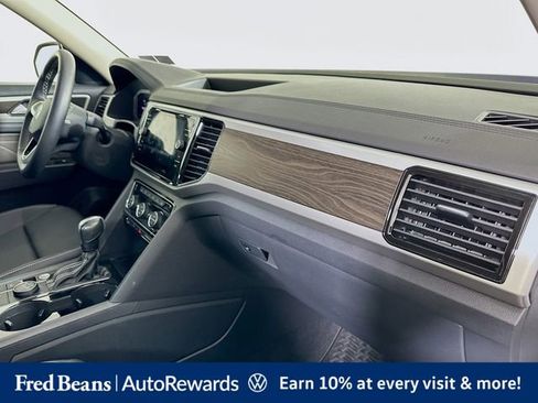 Used 2023 Volkswagen Atlas SE AWD/4WD image 34