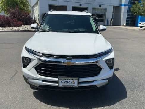 New 2026 Chevrolet TrailBlazer LT w/ LT Cold Weather Package AWD/4WD image 4