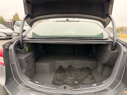 Used 2018 Ford Fusion S image 32