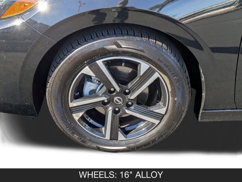 Used 2024 Nissan Sentra SV image 11