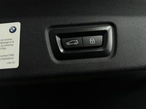 Used 2023 BMW i4 eDrive40 RWD image 27