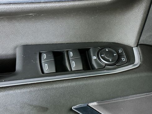 Used 2024 Chevrolet Silverado 1500 LT AWD/4WD image 15