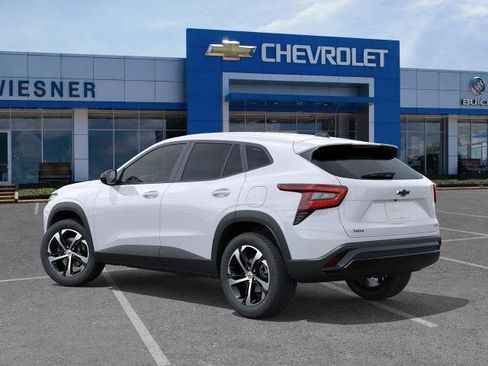 New 2026 Chevrolet Trax RS image 3