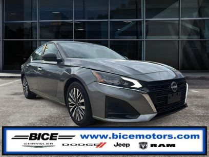 Used 2024 Nissan Altima 2.5 SV