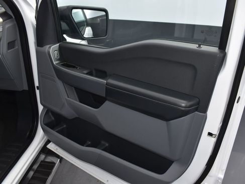 Used 2022 Ford F150 XLT w/ XTR Package image 28