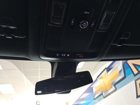 Used 2021 GMC Yukon SLT w/ SLT Luxury Package image 23