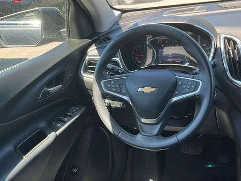 Used 2022 Chevrolet Equinox LT AWD/4WD image 21