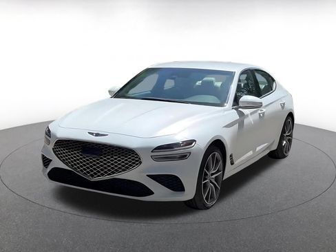 Used 2025 Genesis G70 2.5T AWD/4WD image 6