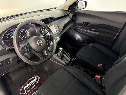 Used 2023 Nissan Kicks S FWD image 15