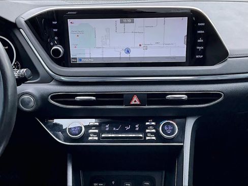 Used 2022 Hyundai Sonata Limited w/ Cargo Package image 6