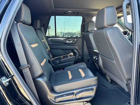Used 2023 GMC Yukon AT4 w/ AT4 Premium Package image 14
