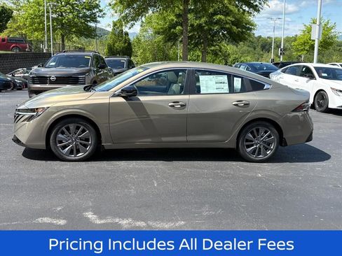 New 2026 Nissan Sentra SL FWD image 5