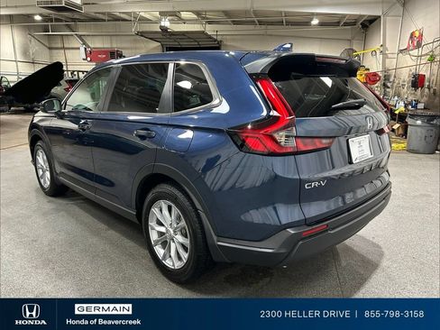 Used 2025 Honda CR-V EX image 6
